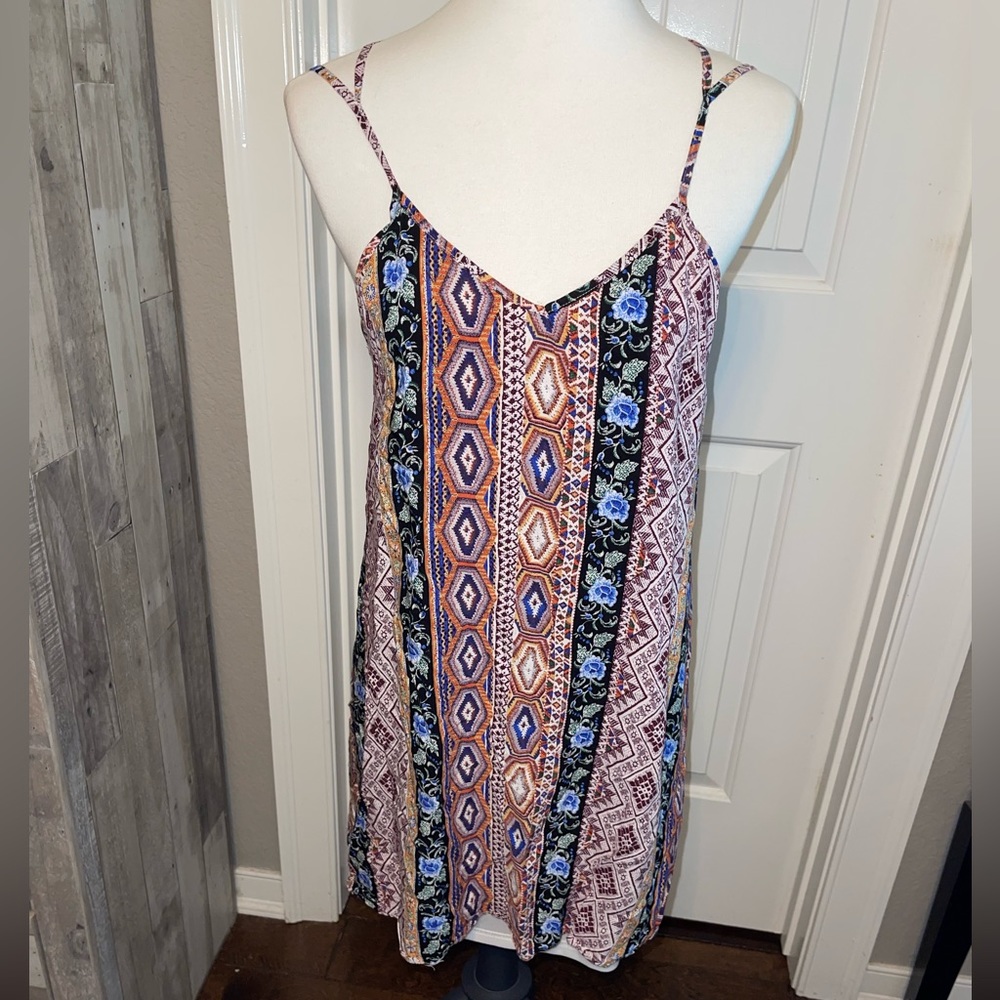 Tribal/Aztec print multicolor open back dress in women’s M